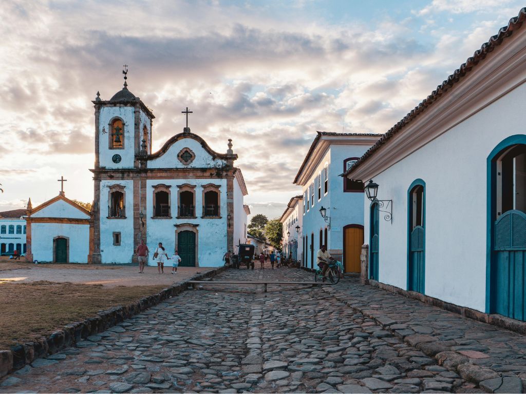 As melhores dicas e um roteiro incrível para você saber o que fazer em Paraty e aproveitar ainda mais a região.