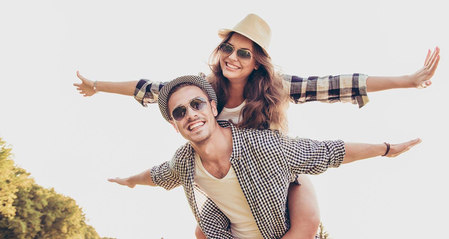 Casal em viagem