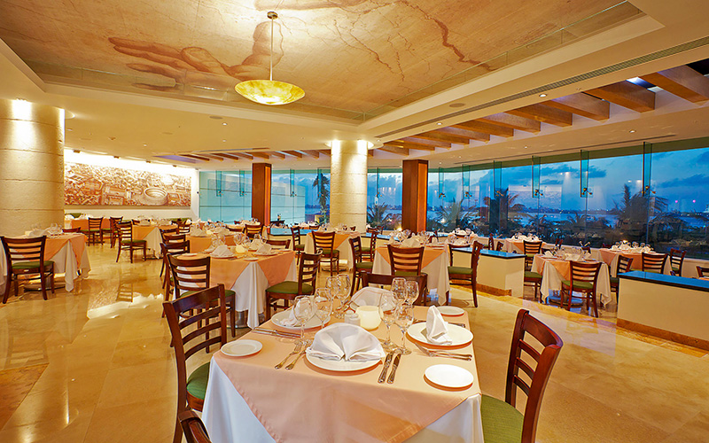 grand-park-royal-el-mirador-restaurant-cancun