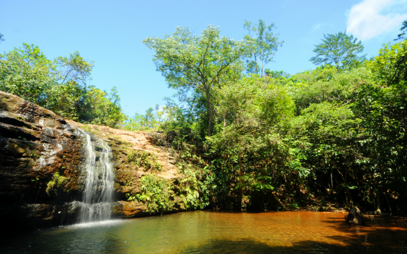 caldas-novas-cachoeira-go-brasil