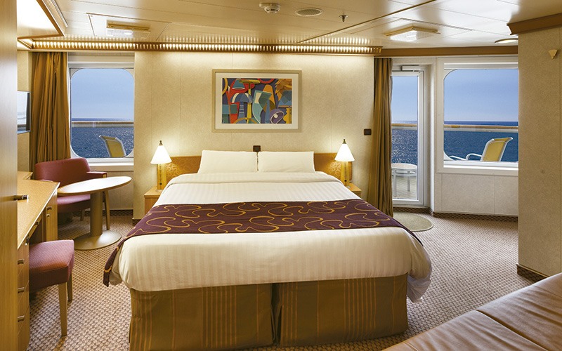 costa-diadema-minisuite