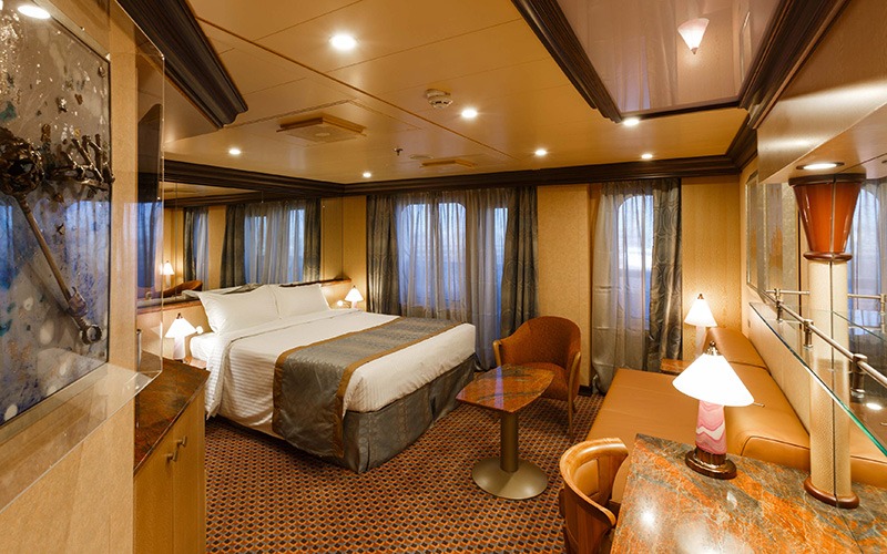 costa-diadema-suite