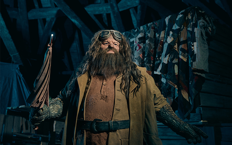 montanha-russa Hagrid - estátua de Hagrid