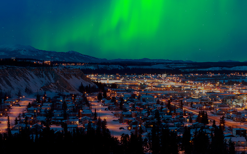 whitehorse-aurora-borealis-shutterstock-293900426