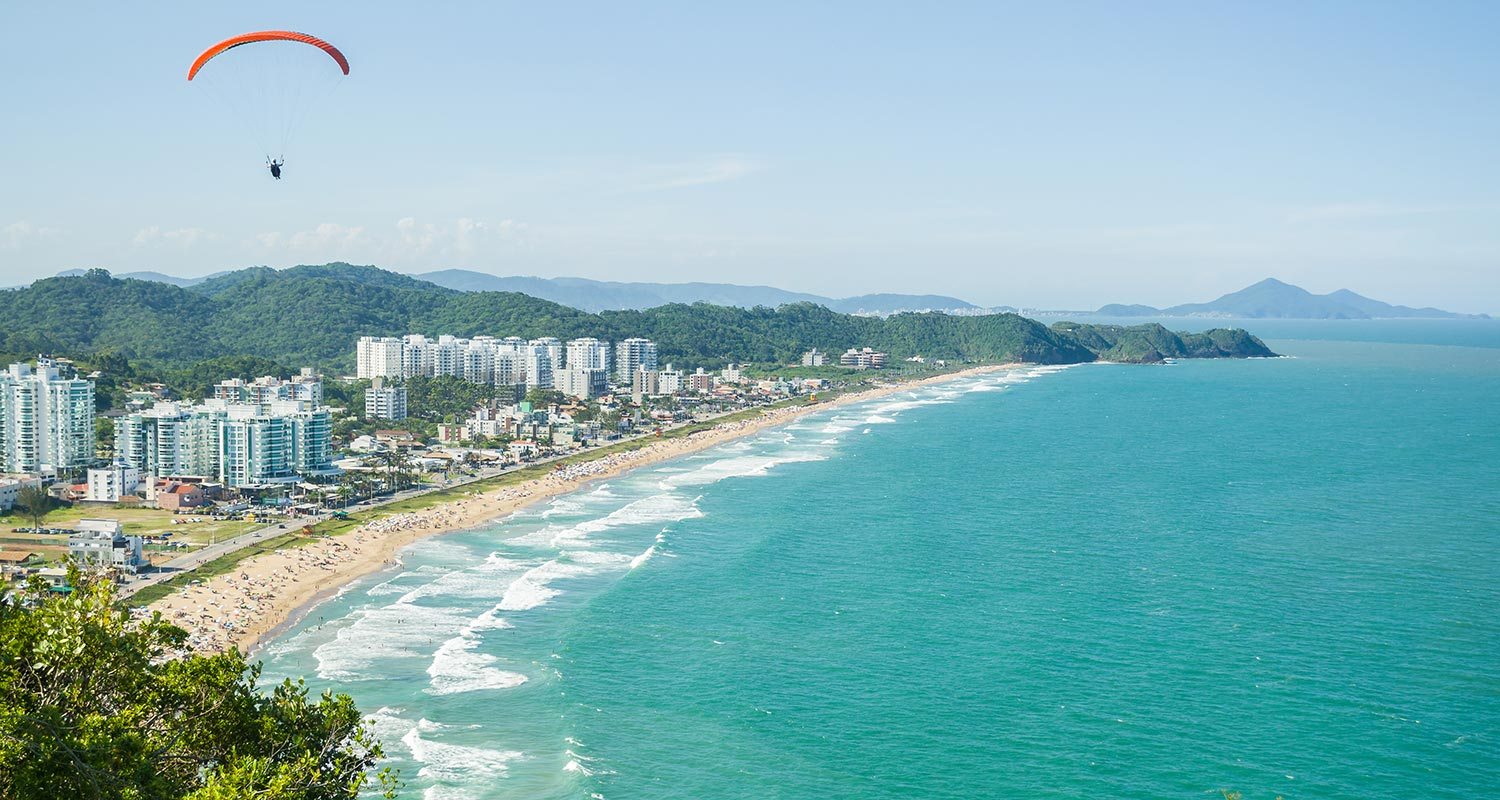 Férias de julho em Balneário Camboriú | Dicas de viagem - Por CVC viagens