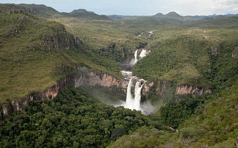 chapada-dos-veadeiros-cachoeira-do-rio-preto-472522248