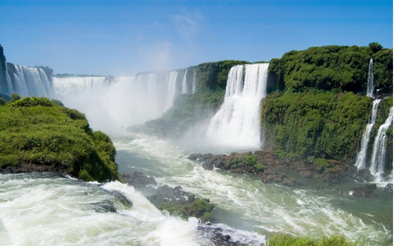 foz-do-iguacu-pr-feriado-15-nov