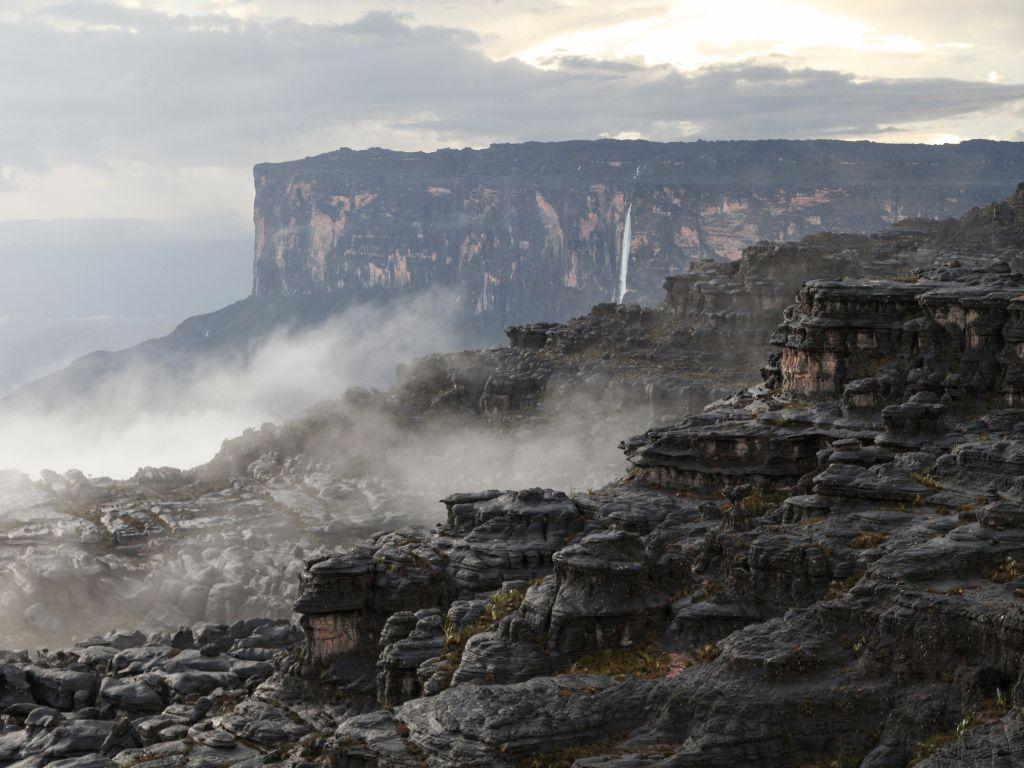 Um dos picos mais altos do Monte Roraima para você acompanhar e beleza natural bem de perto.