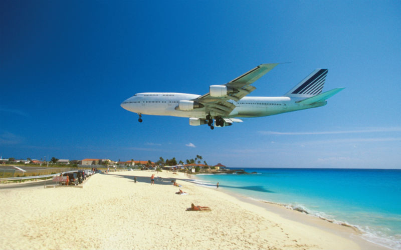 st-marteen-maho-beach02-medwt24041