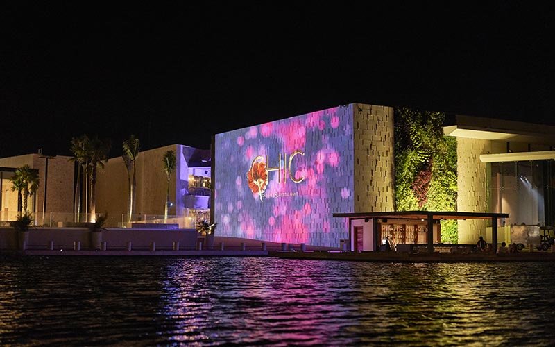 Chic Cabaret & Restaurant 3
