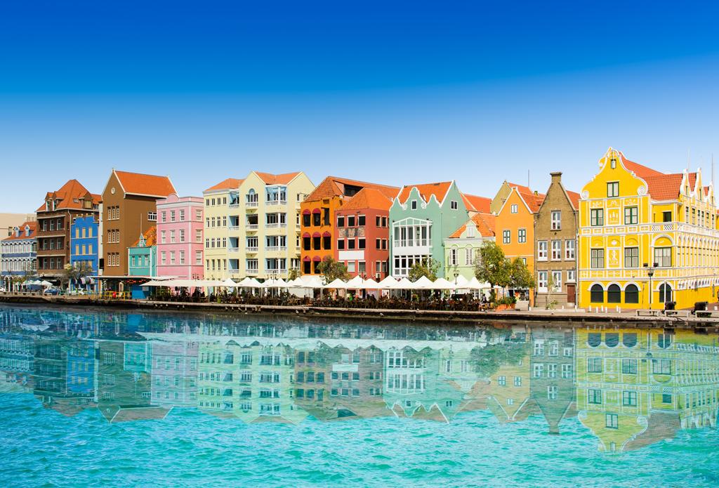 Onde fica Curacao? O país que está na copa do mundo também é um dos mais procurados para viagens no Caribe!