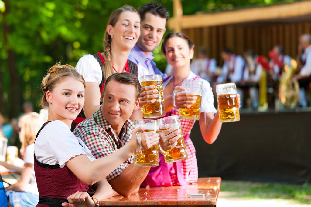 Entenda mais sobre uma das festas mais famosas do segundo semestre no sul: o Oktoberfest em Blumenau de 2026.