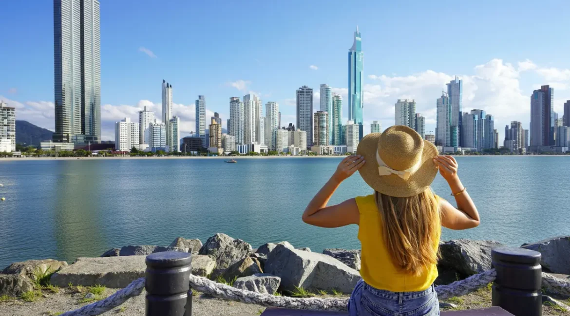alneário Camboriú "bombou"? Confira o que fazer na "Dubai brasileira"!