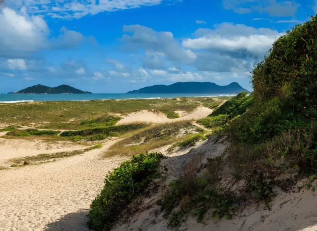 A ilha conta com cantos escondidos incríveis para você explorar!