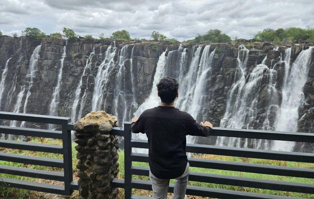 Victoria Falls: conheça uma das cataratas mais lindas do mundo na África
