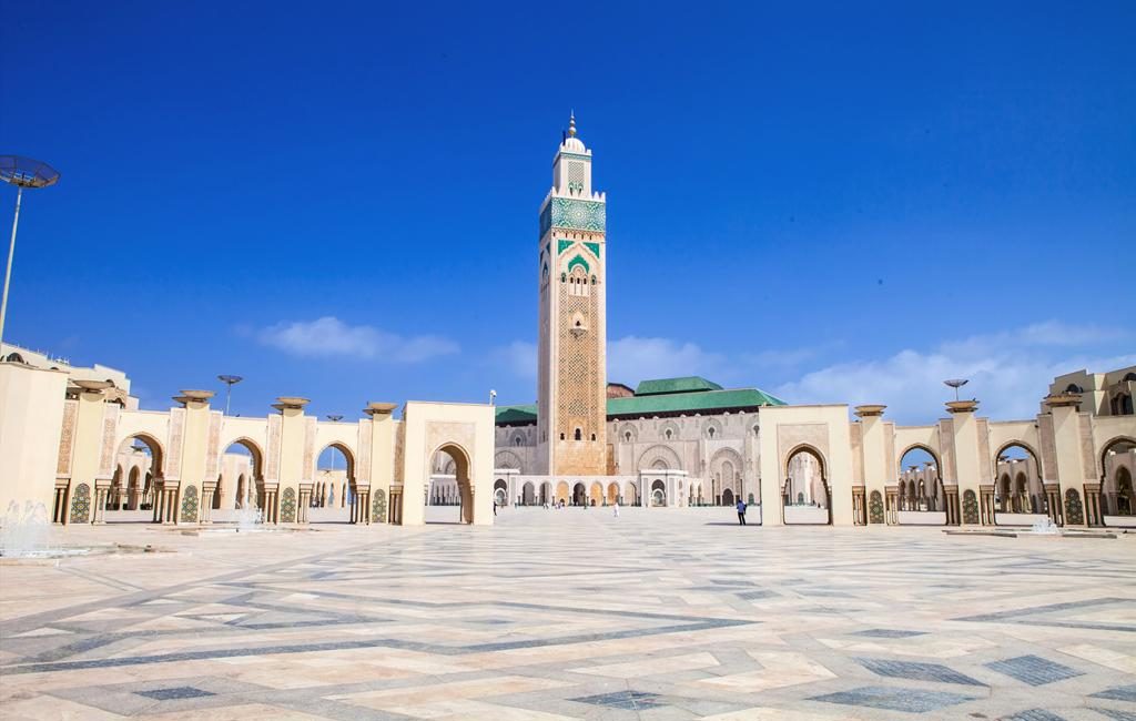 Explore as cores e tradições do Marrocos. Roteiro completo pelas Cidades Imperiais com a curadoria e assistência CVC. Confira o que está incluso e planeje-se!