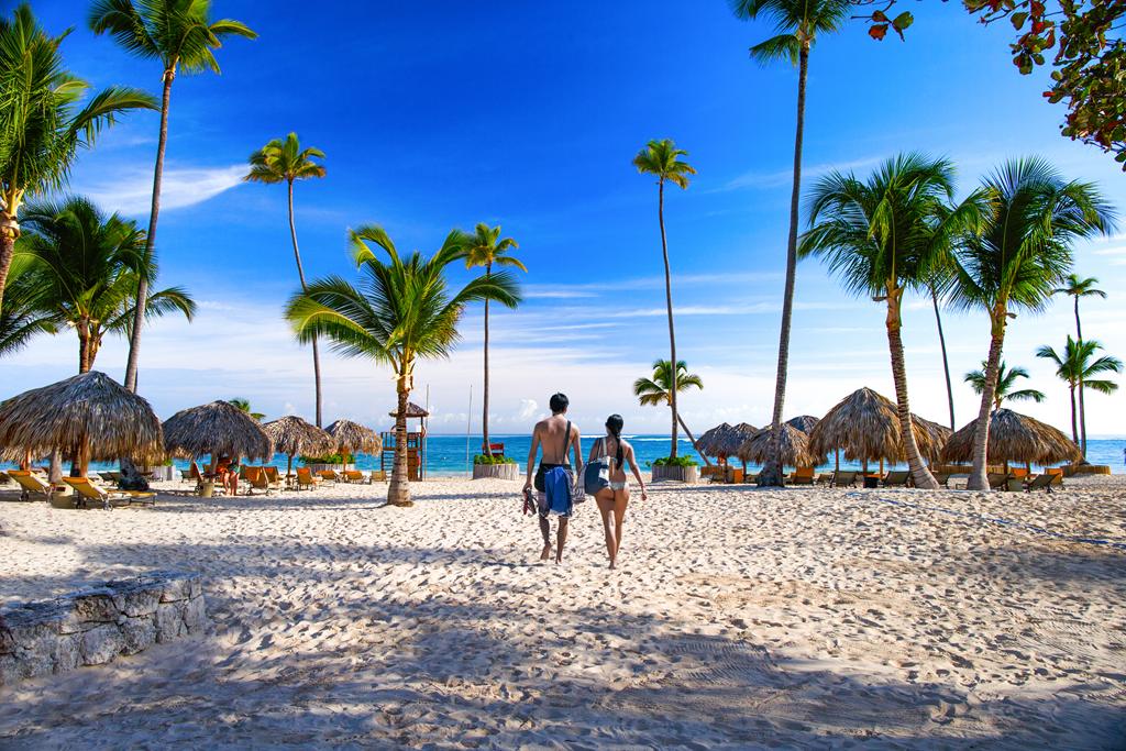 Sonha em fazer um cruzeiro no Caribe? Descubra os melhores roteiros, a época ideal para viajar, os custos e planeje suas férias em alto mar com a CVC!