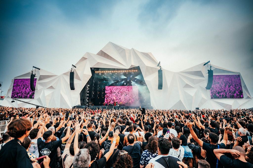 Quer saber as atrações do Rock in Rio 2026? Confira o line-up completo, dicas exclusivas e saiba como garantir seu ingresso com o CVC Rock Pass.
