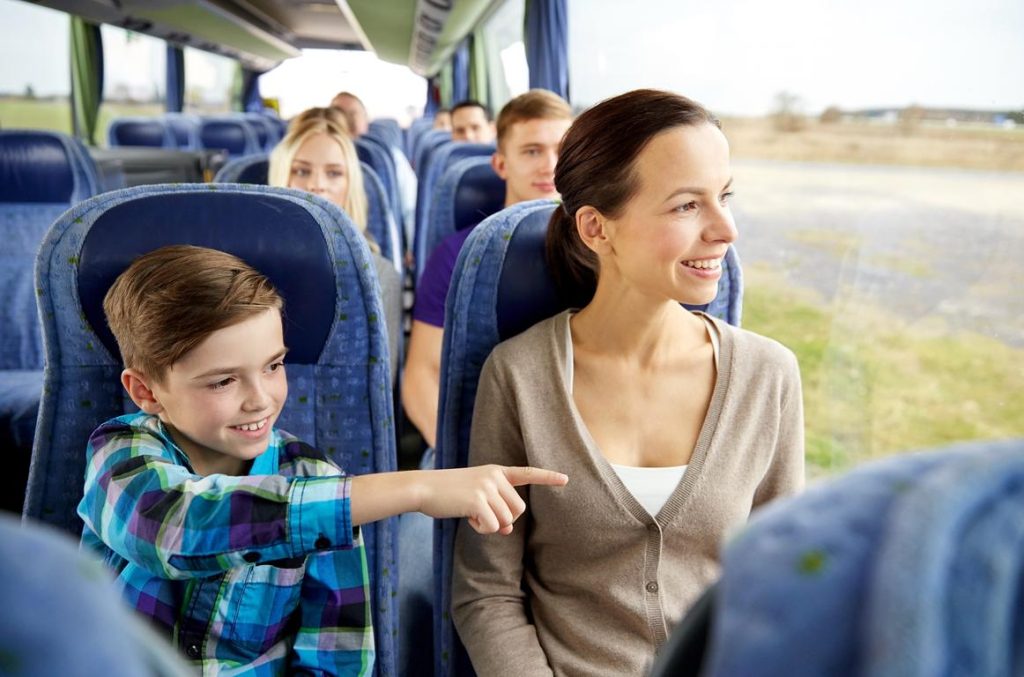 Veja essas dicas para viajar de ônibus com a CVC e use esse recurso em suas próximas viagens