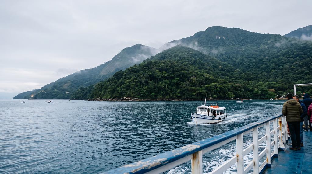 Veja mais sobre a temporada de baleias em Ilhabela e planeje a sua próxima viagem para ver esse fenômeno de perto