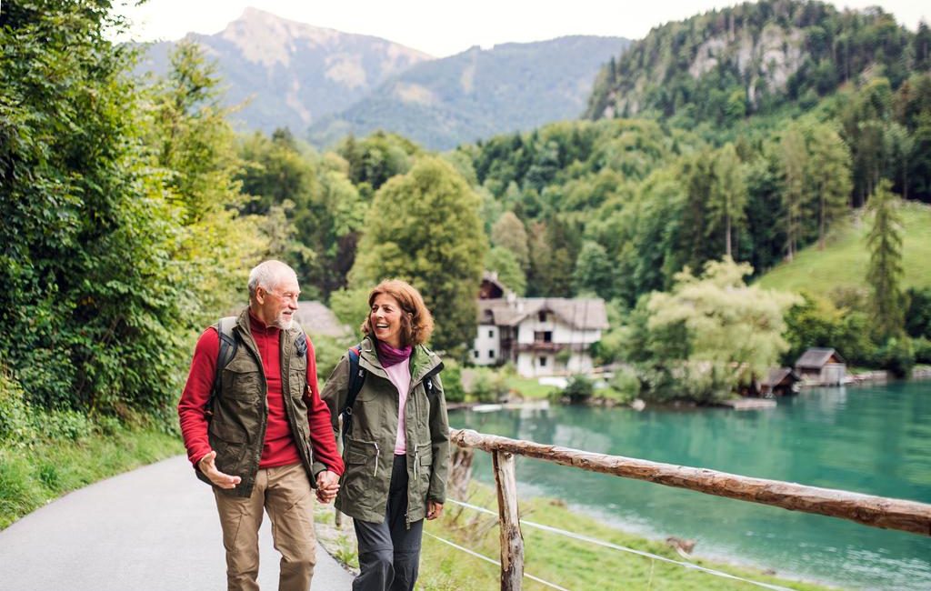 Turismo de bem-estar: o que é, benefícios e como planejar uma viagem para relaxar