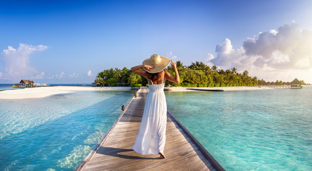Resort all inclusive na Black Friday vale a pena? Veja o que conferir antes de reservar: datas de hospedagem, o que está incluso, regras e crianças.