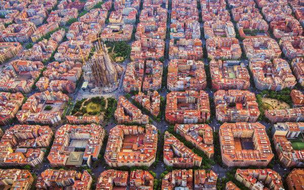 Pacotes de viagem para Barcelona com aéreo + hotel + transfer