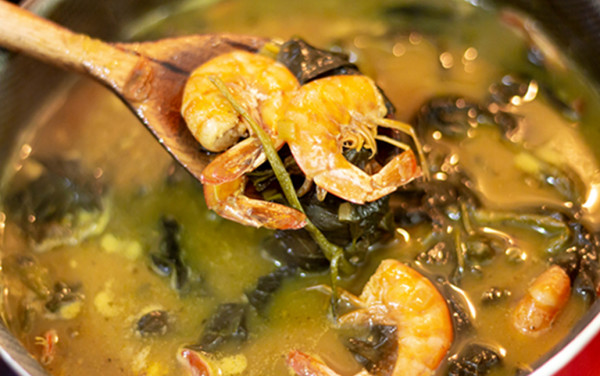 https://www.cvc.com.br/imageproc/image/upload/f_auto,w_600/v1677598723/CVC/lps/3400_LP%20Manaus/guia-manaus-destinos-cvc-gastronomia.jpg