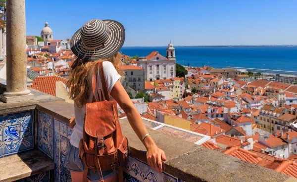 Pacotes de viagem para Lisboa com aéreo + hotel + transfer